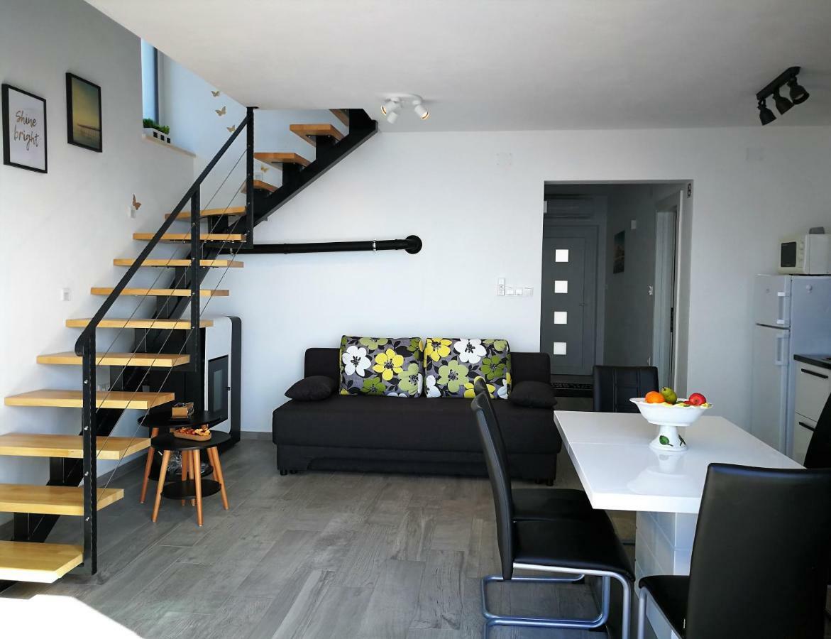 Apartment Segnia Senj  Exterior foto
